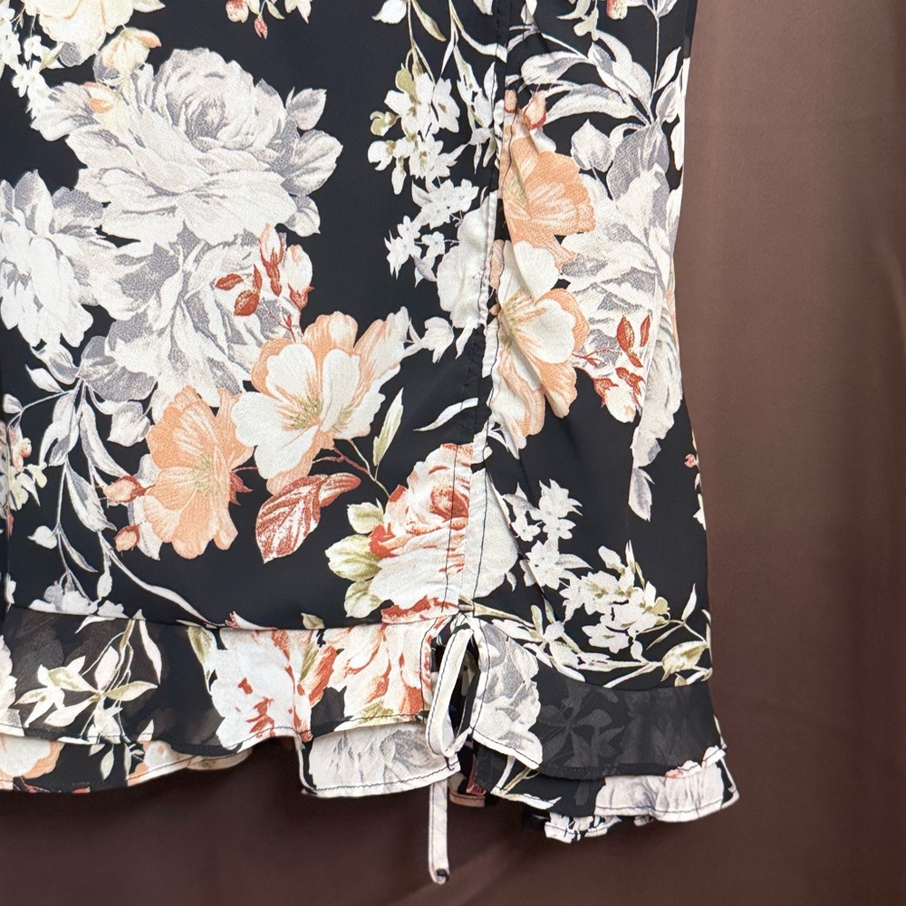 Lulus Outstanding Style Black Floral Ruched Drawstring
Mini Dress Size M - Picture 9 of 9
